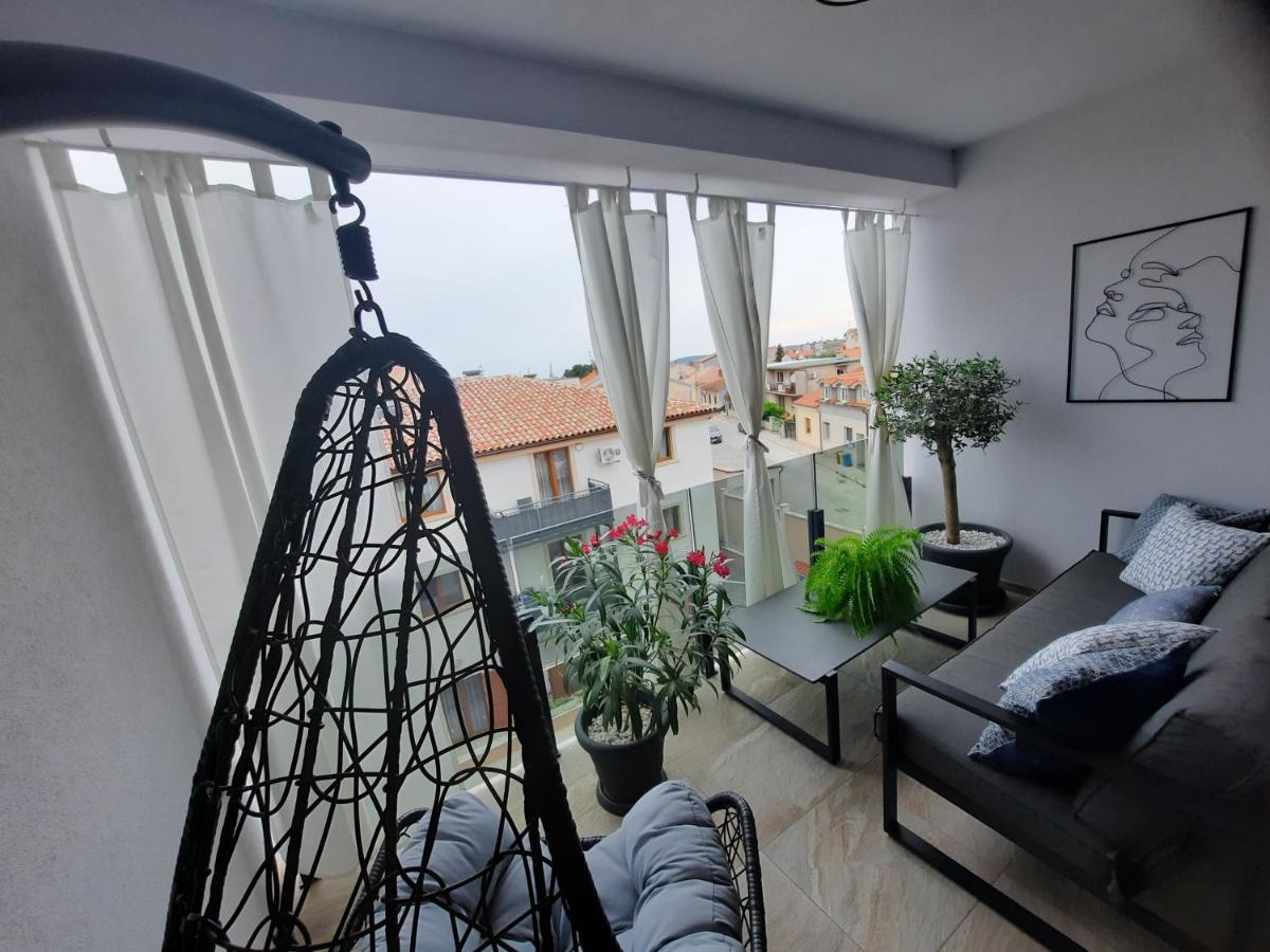 Enjoy Pula - New Apt With Terrace And Free Parking Garage Εξωτερικό φωτογραφία